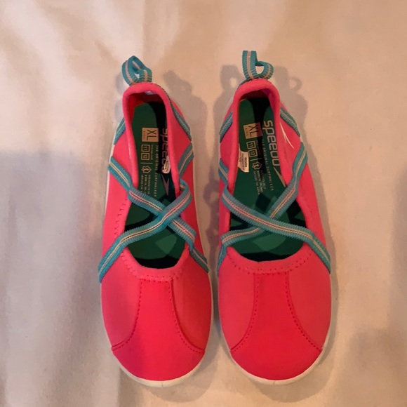 Speedo Other - Speedo kids Surfwalker Water Shoes size 11/12